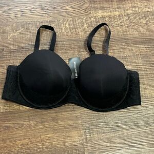 TORRID Push-Up Strapless Bra Black
Lace 40D Removeable Straps New!